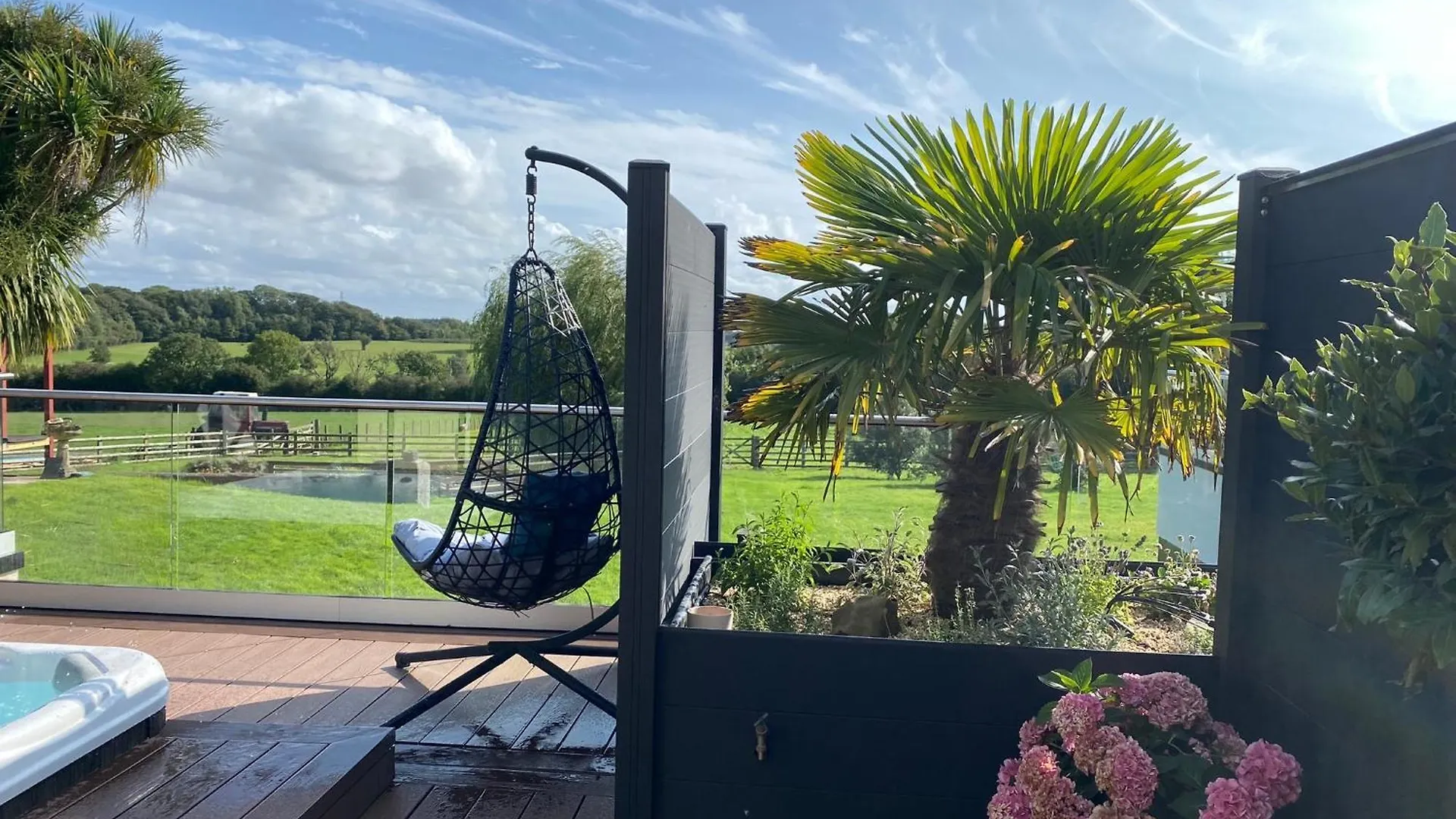 The Deerview Lodge Cardiff